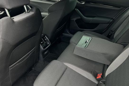 Skoda Octavia 2.0 TDI Selection DSG