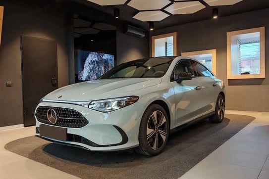 Mercedes CLA 180 Progressive