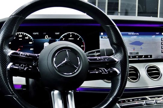 Mercedes Klasa E 220 d 4MATIC AMG Line