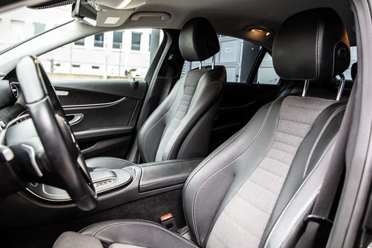 Mercedes Klasa E 220 d 4-Matic Avantgarde