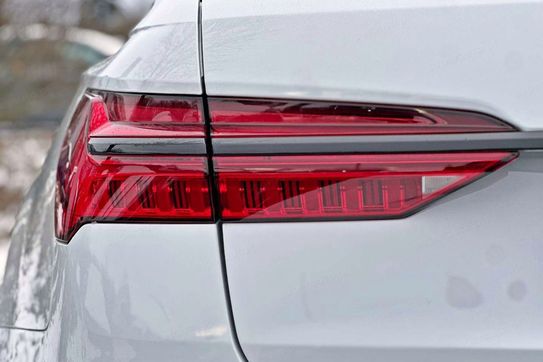 Audi A6 RS6 TFSI quattro Performance