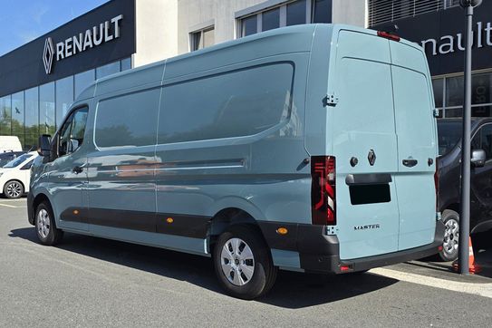 Renault Master L3H2 Extra AT9