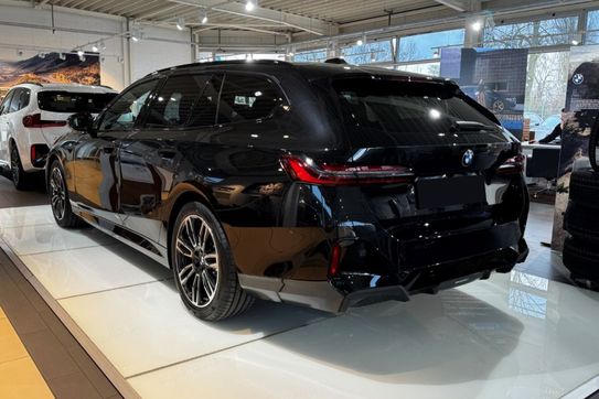 BMW Seria 5 Touring 520d xDrive M Sport