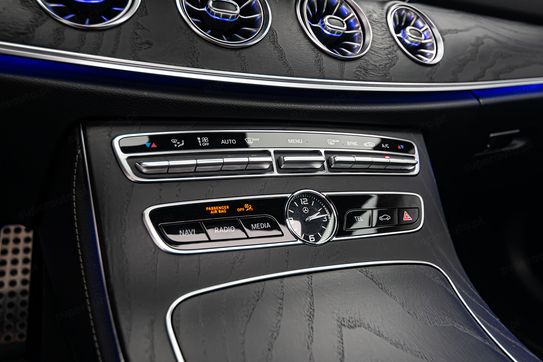 Mercedes Klasa E E 300 Coupe 2.0 9G-TRONIC
