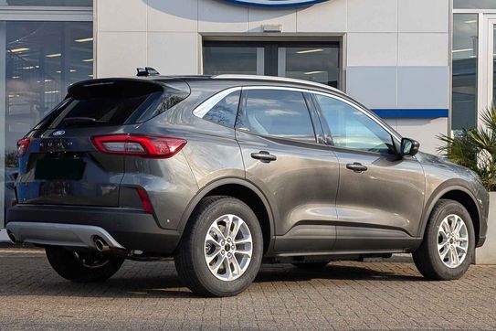 Ford Kuga Titanium 2.5 FHEV