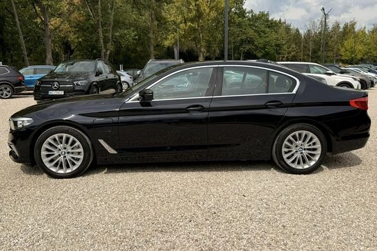 BMW Seria 5 530e iPerformance Luxury Line aut