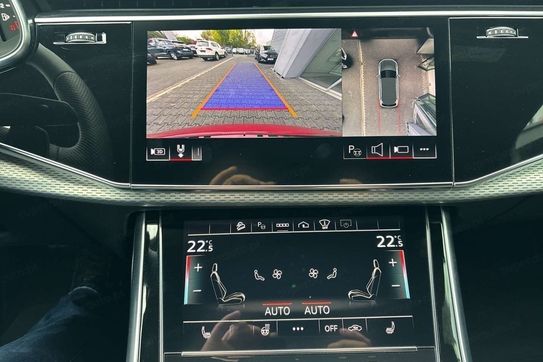 Audi Q7 TDI quattro S Line