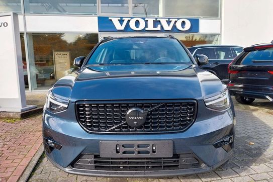 Volvo XC40 B4 Ultra Black Edition