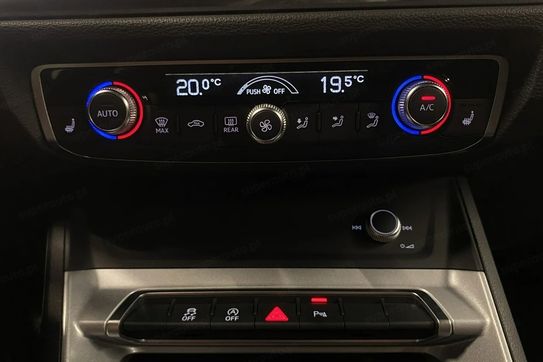 Audi Q3 35 TFSI mHEV S-Line S tronic