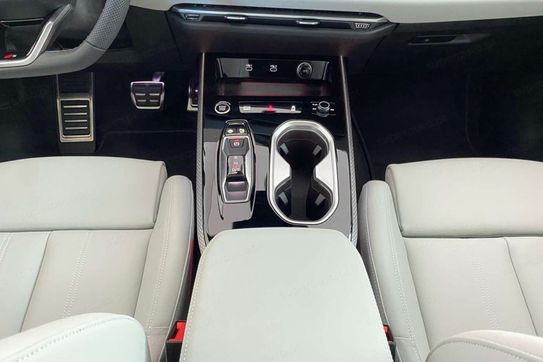 Audi A6 e-Hybrid quattro
