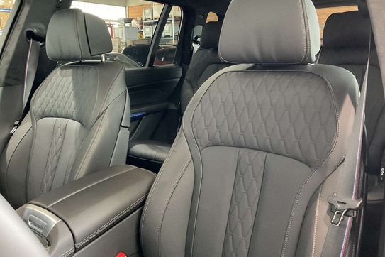 BMW X7 M60i xDrive