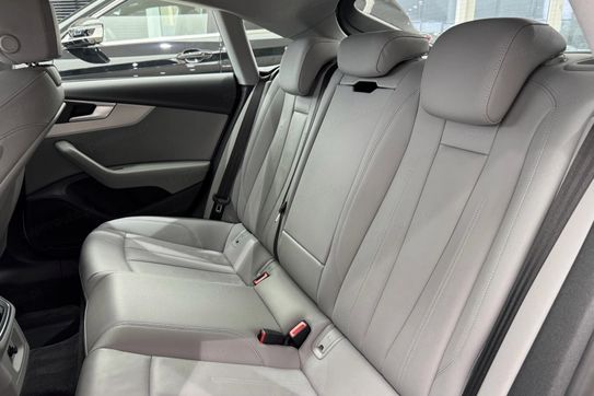 Audi A5 35 TFSI mHEV S tronic