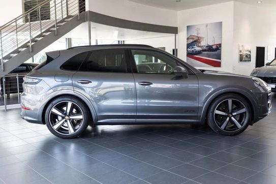Porsche Cayenne GTS