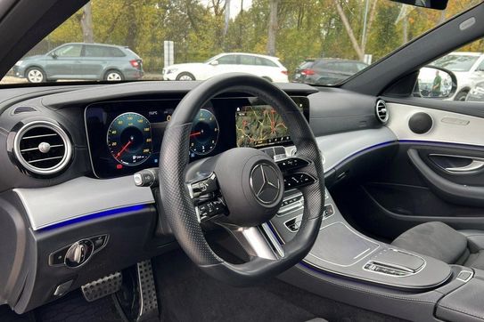 Mercedes Klasa E 220 d 4MATIC AMG Line