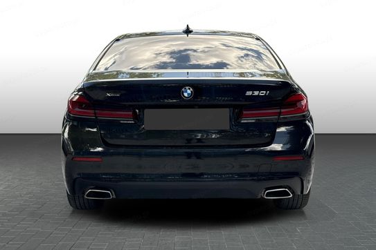 BMW Seria 5 530i xDrive