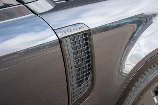 Land Rover Defender 110 D350 X-Dynamic HSE