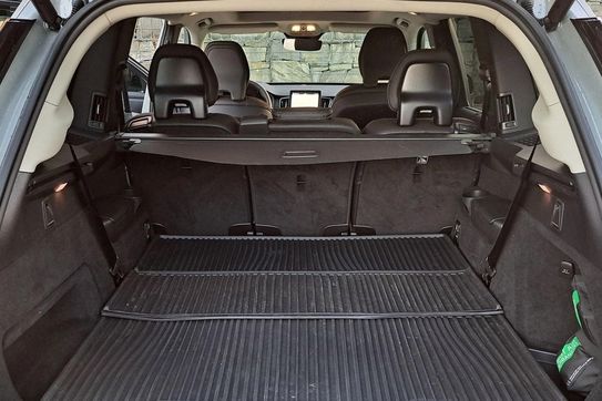 Volvo XC90 T8 AWD Plug-In Hybrid Ultra Dark 7os