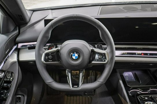 BMW Seria 5 520i M Sport