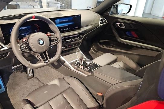 BMW Seria 2 M2
