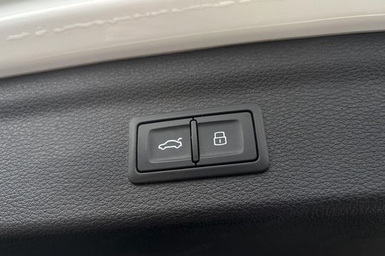 Audi Q3 35 TFSI mHEV S-Line S tronic