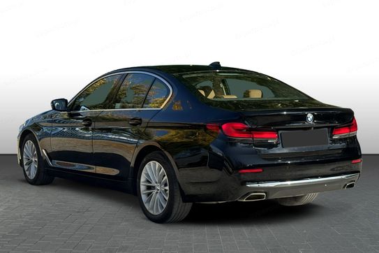 BMW Seria 5 530i xDrive Luxury Line