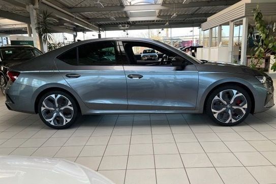 Skoda Octavia RS 2.0 TSI DSG