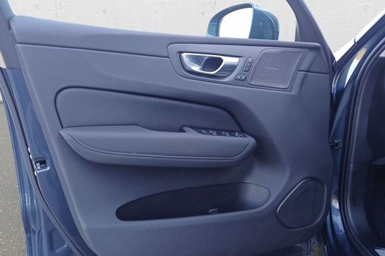 Volvo XC60 B5 B AWD Plus Bright aut