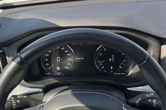 Volvo XC60 B4 B Momentum