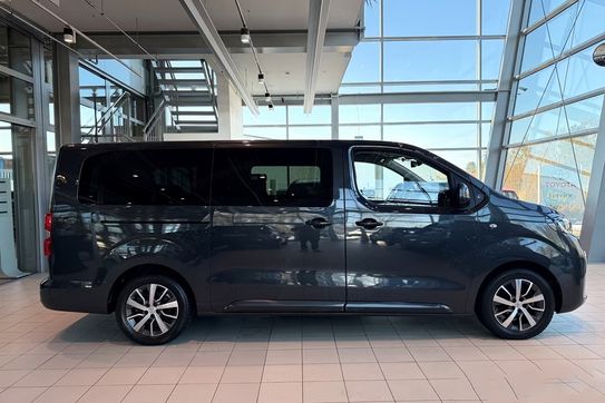 Toyota Proace Verso Long Business