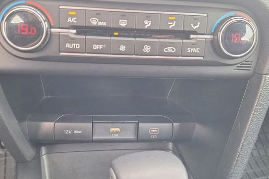 Kia Ceed 1.5 T-GDI L DCT