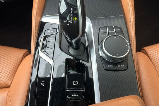 BMW Seria 5 520d xDrive mHEV M Sport sport-aut