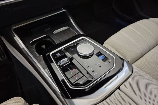 BMW Seria 7 740d xDrive mHEV M Sport