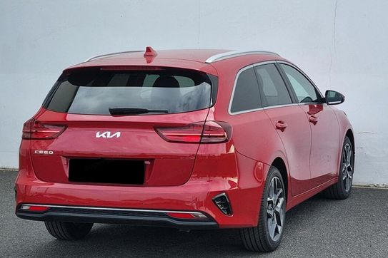 Kia Ceed 1.5 T-GDI Business Line DCT