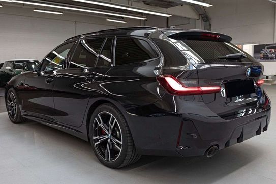 BMW Seria 3 Touring 320d xDrive M Sport