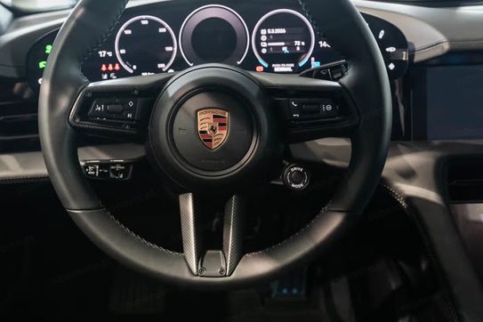 Porsche Taycan 4S Black Edition