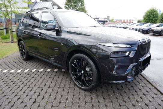 BMW X7 xDrive40d Individual Edition