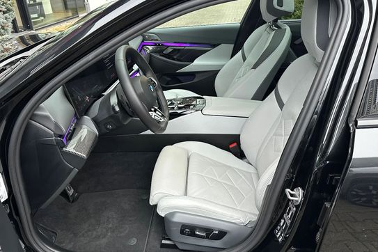 BMW Seria 5 520d xDrive mHEV M Sport aut