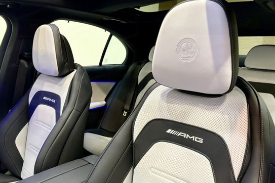 Mercedes Klasa E AMG 53 4Matic+ Hybrid