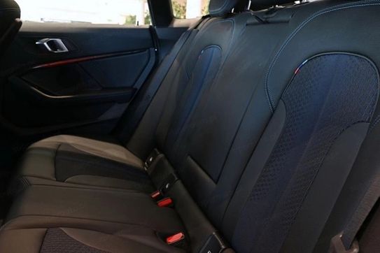 BMW Seria 2 218i M Sport