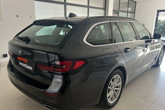 BMW Seria 5 520d mHEV aut