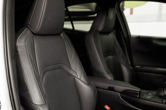 Lexus UX 250h F Sport Design 2WD