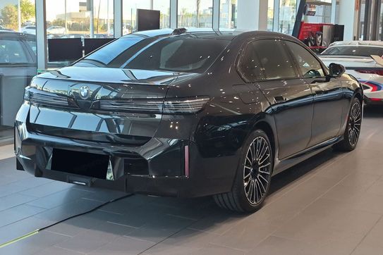 BMW Seria 7 740 xDrive M Sport
