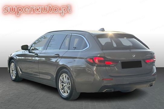BMW Seria 5 520i