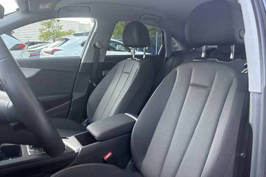 Audi A4 35 TFSI