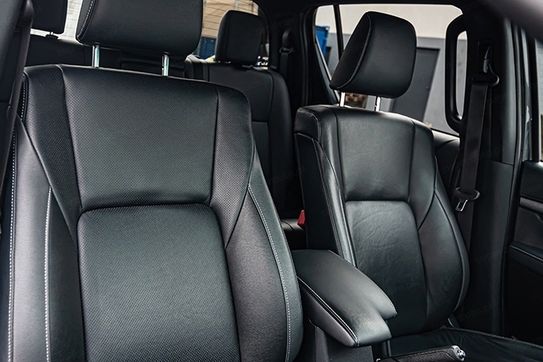 Toyota HiLux Double Cab Invincible