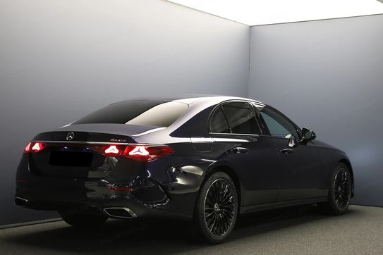 Mercedes Klasa E 220 d 4-Matic AMG