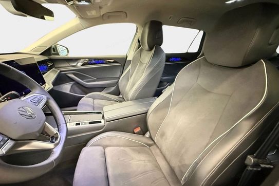 Volkswagen Passat 2.0 TDI SCR Elegance DSG