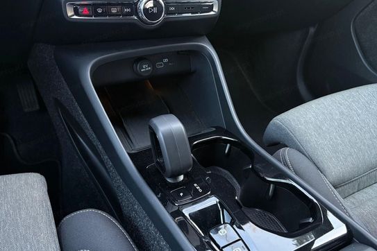Volvo XC40 B3 Plus Dark aut