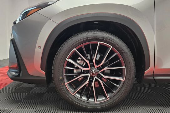 Lexus NX 350h Omotenashi 2.5 Hybrid AWD