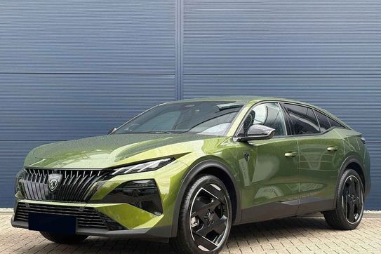 Peugeot 408 GT Exclusive e-DCS7 1.6 Plug-in Hybrid
